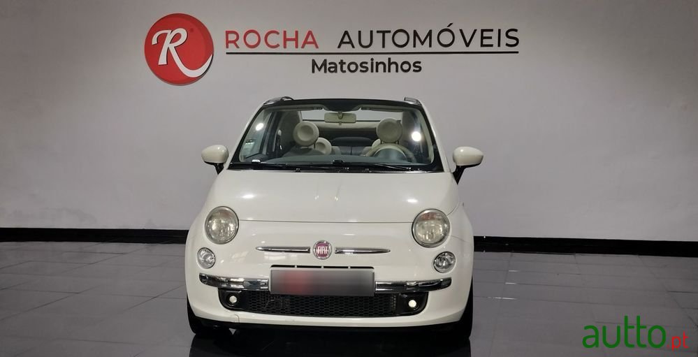 2010' Fiat 500C photo #2