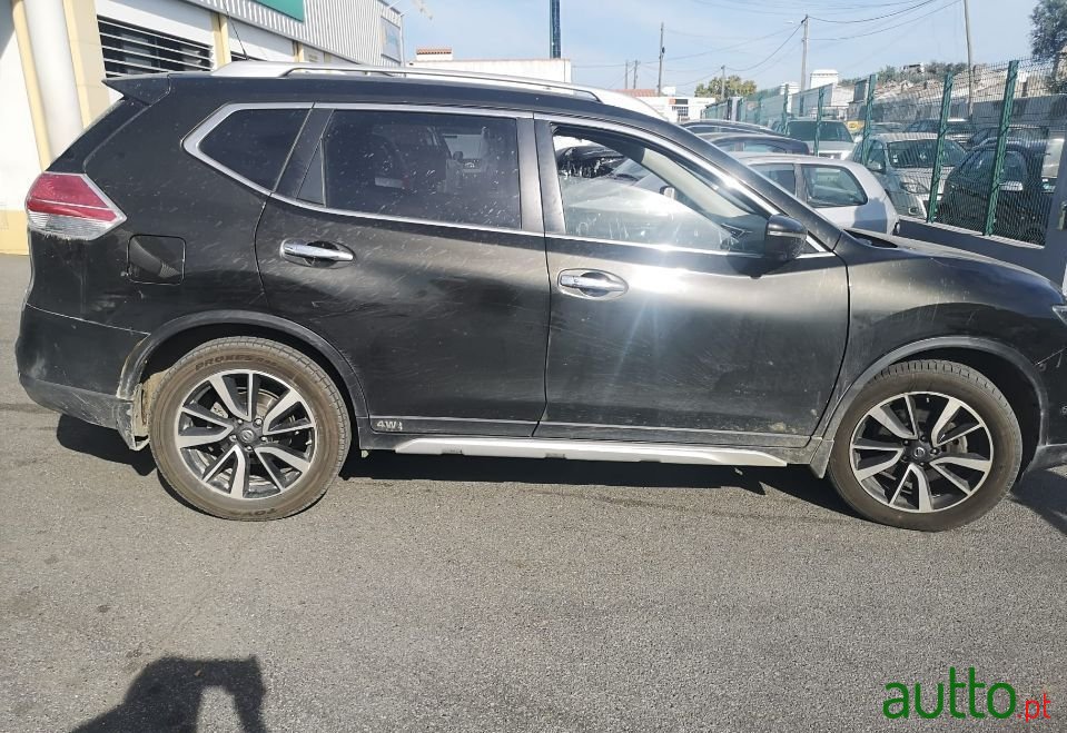 2015' Nissan X-Trail photo #4