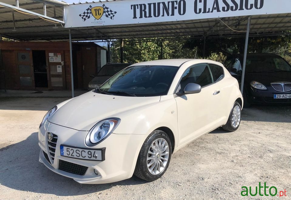 2012' Alfa Romeo MiTo photo #1