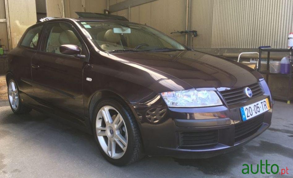 2002' Fiat Stilo 1.9 Jtd Abarth photo #2