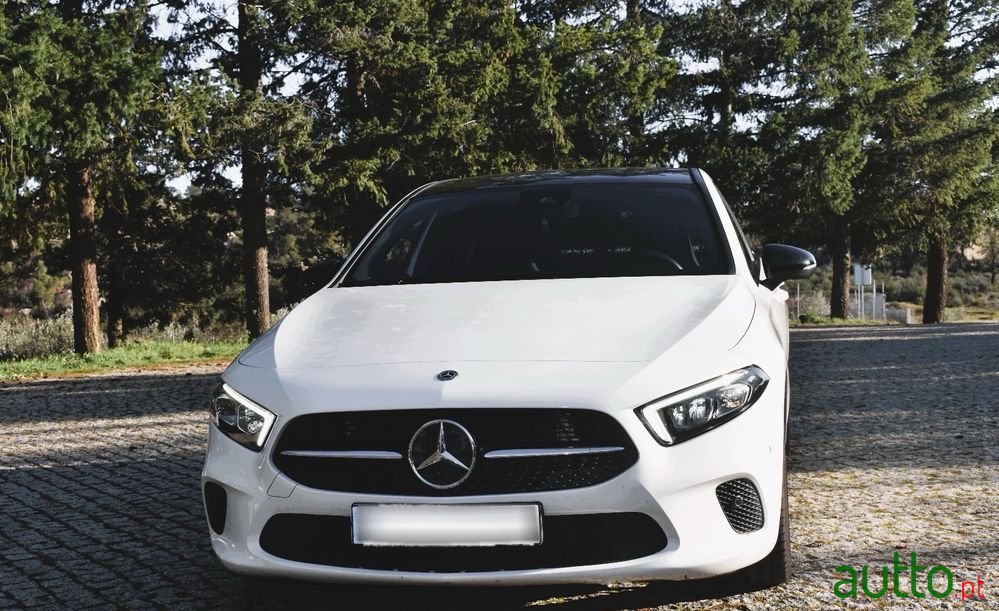 2019' Mercedes-Benz Classe A D 7G-Dct photo #2