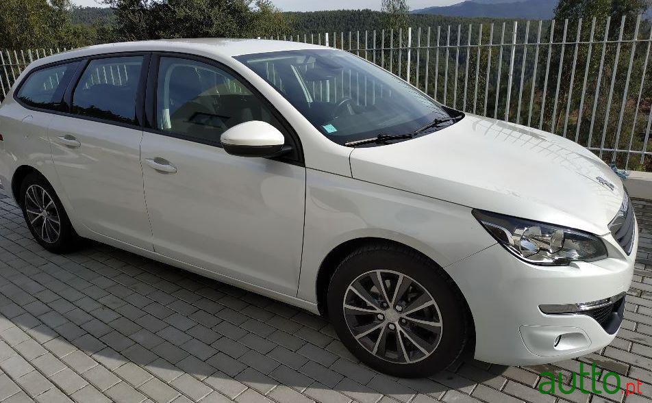 2015' Peugeot 308 Sw photo #1