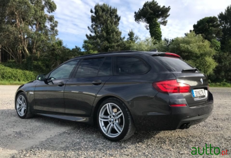 2013' BMW 520 photo #2