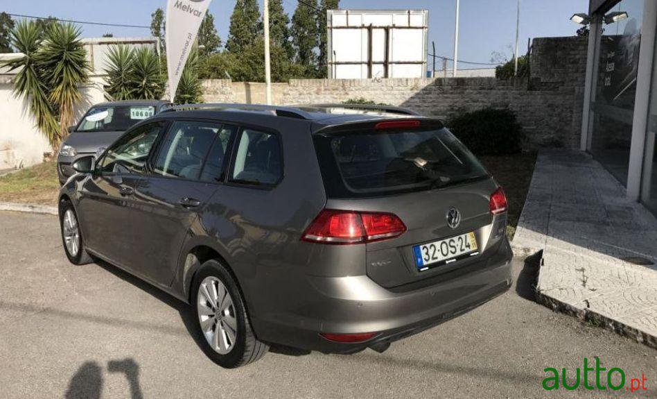 2014' Volkswagen Golf Variant photo #2