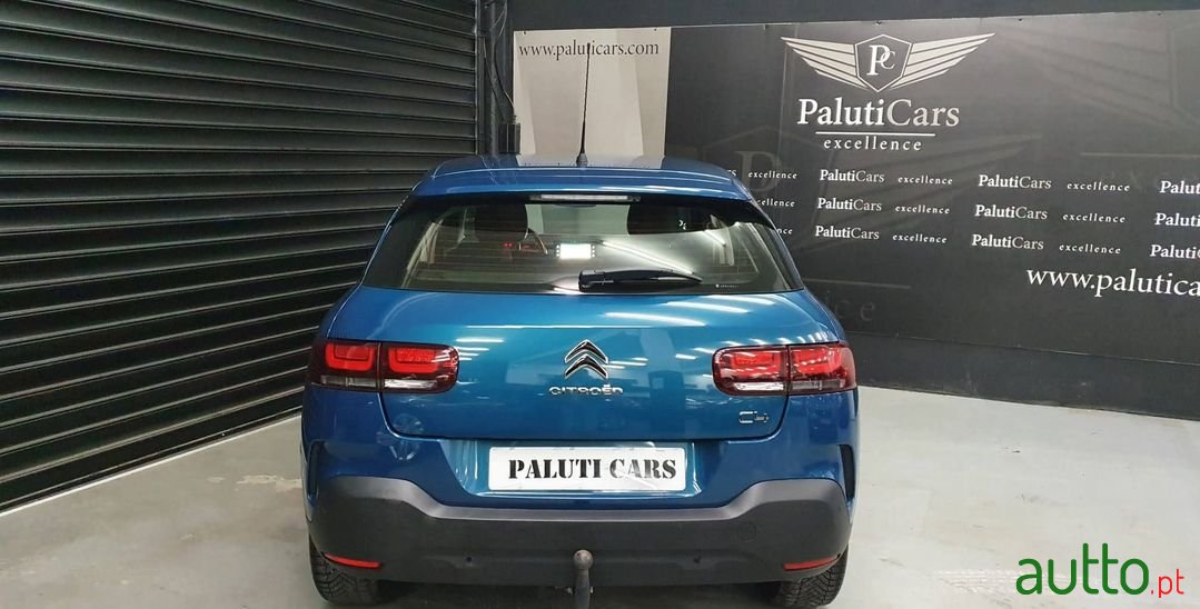 2018' Citroen C4 Cactus photo #4