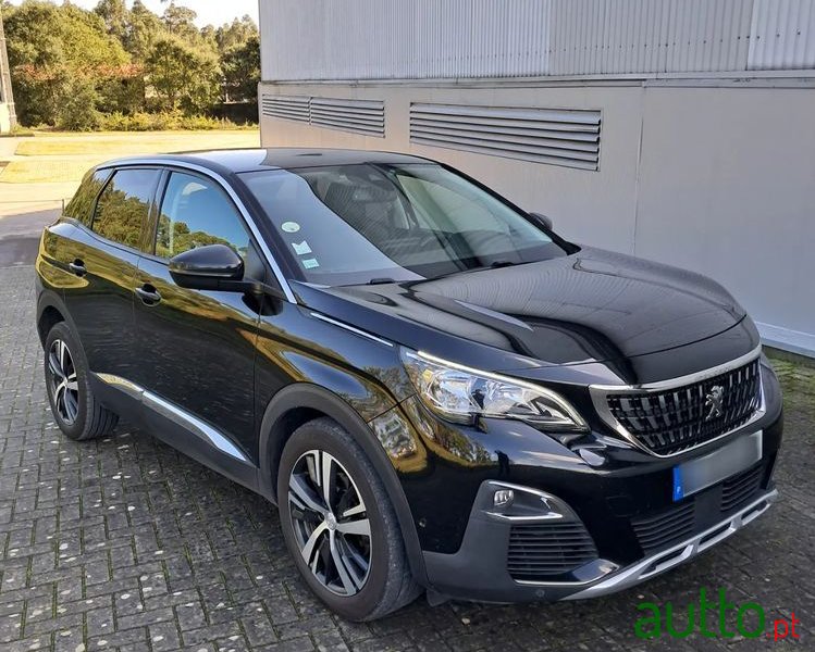 2018' Peugeot 3008 photo #2