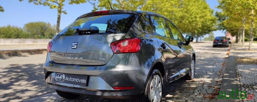 2015' SEAT Ibiza photo #2