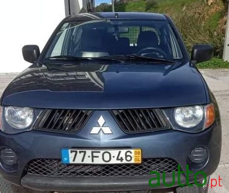 2008' Mitsubishi L200 photo #3