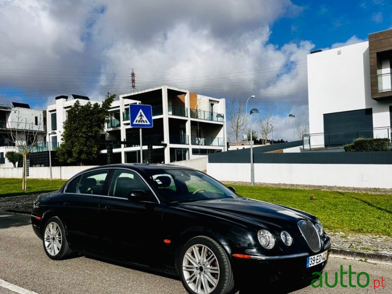 2007' Jaguar S-Type photo #2