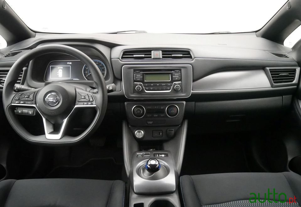 2018' Nissan Leaf photo #6