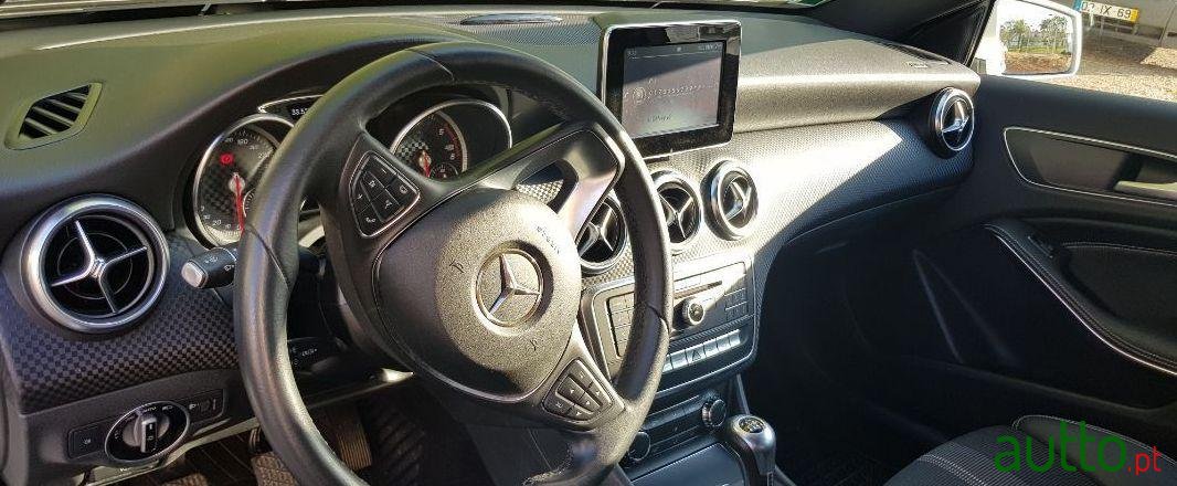 2017' Mercedes-Benz A-180 photo #1