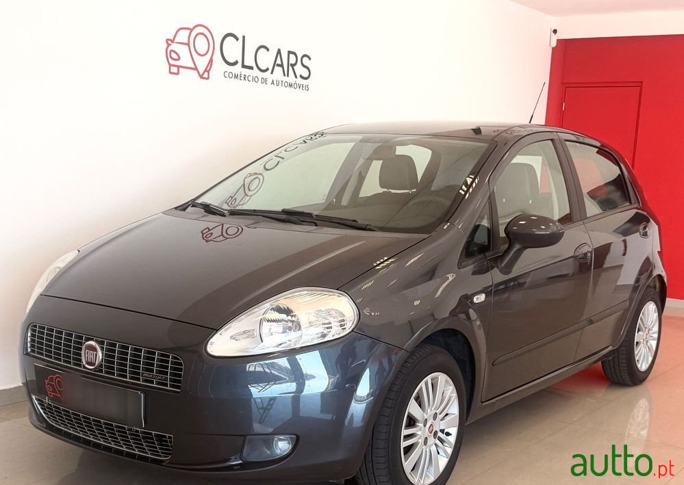 2009' Fiat Grande Punto photo #1