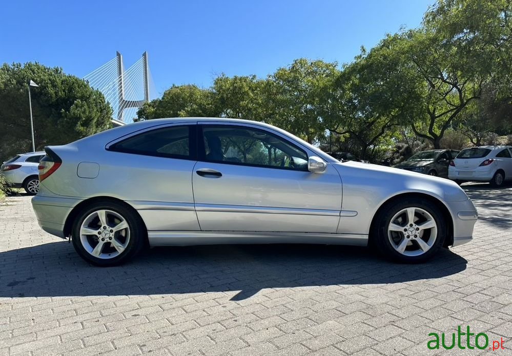2008' Mercedes-Benz C 220 photo #4