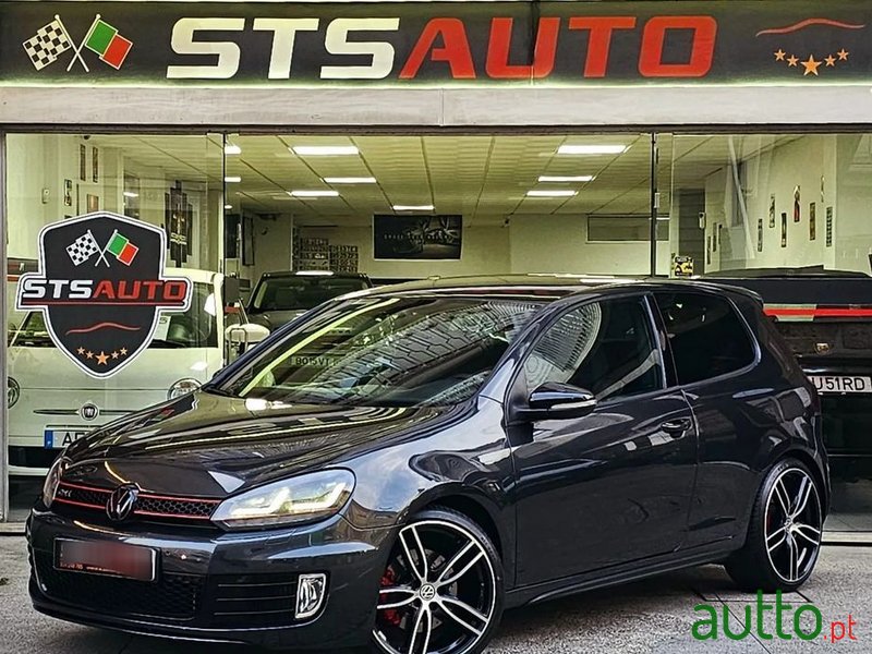 2010' Volkswagen Golf 2.0 Gti Dsg photo #1
