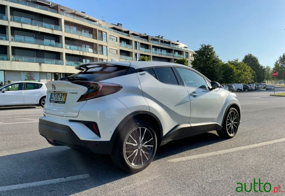 2018' Toyota C-Hr photo #3