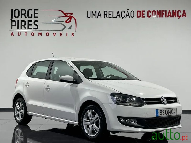 2014' Volkswagen Polo photo #2