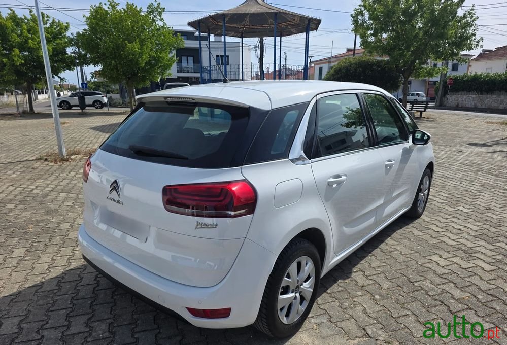 2017' Citroen C4 Picasso photo #5