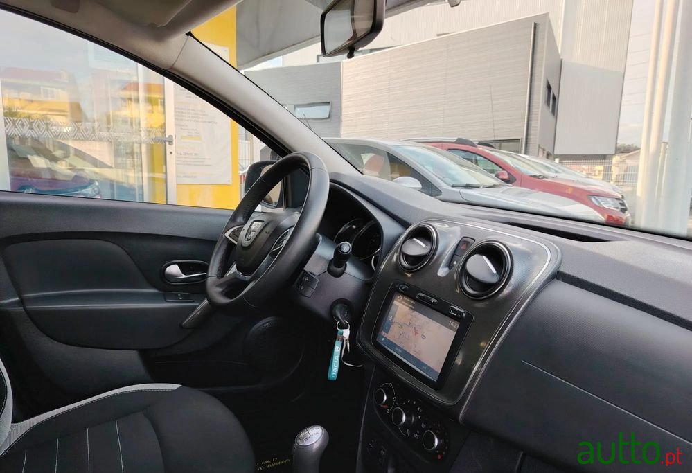 2018' Dacia Sandero Stepway photo #6