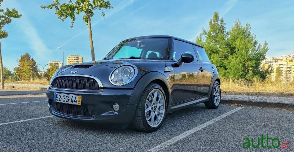 2008' MINI Cooper Ver-S photo #2