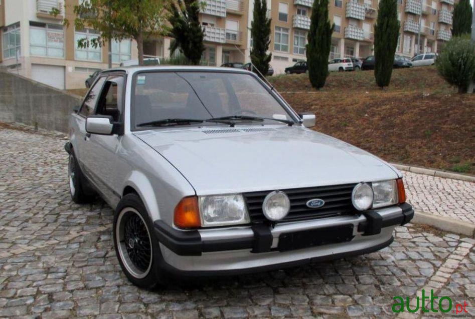 1982' Ford Escort Xr3I photo #1