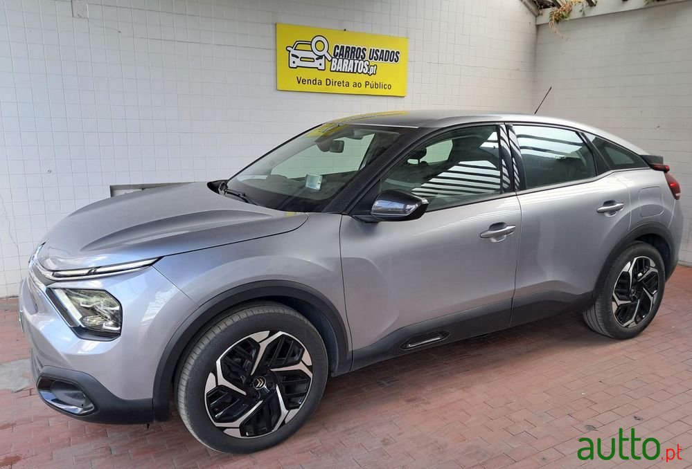 2021' Citroen C4 1.2 Puretech Feel Pack photo #2