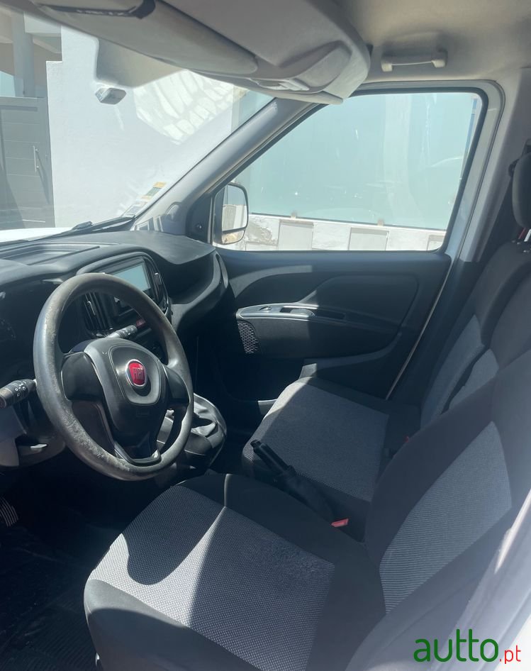 2017' Fiat Doblo photo #5