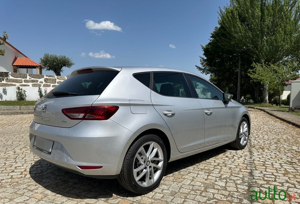 2016' SEAT Leon 1.6 Tdi Style S/S photo #4