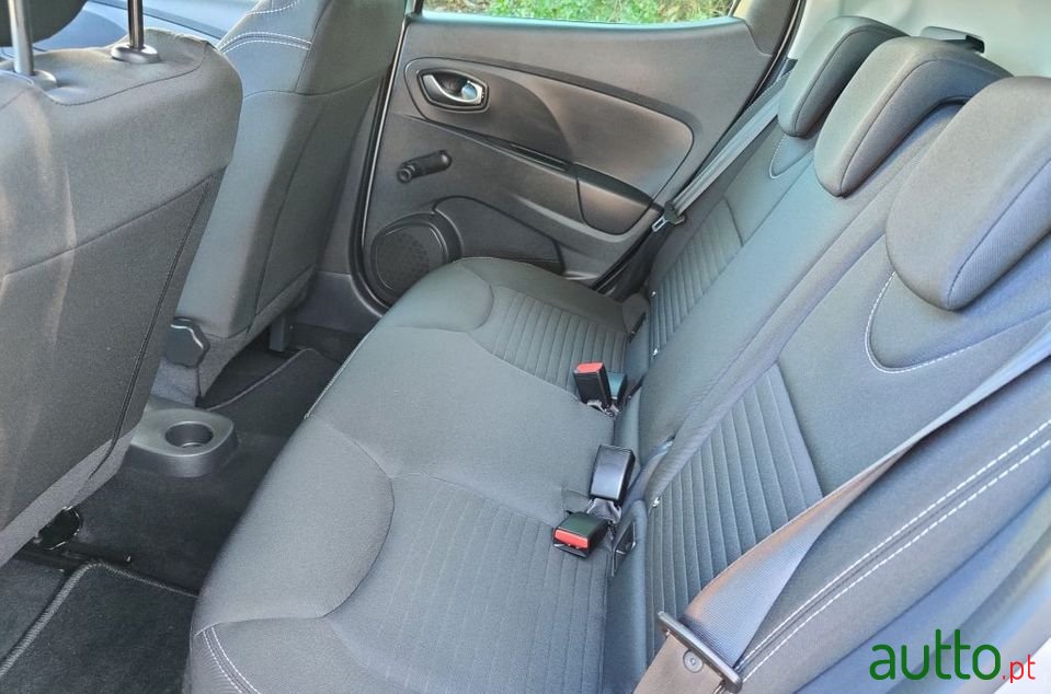 2016' Renault Clio photo #4