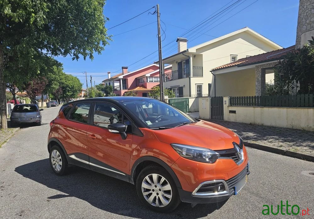 2016' Renault Captur 0.9 Tce photo #2