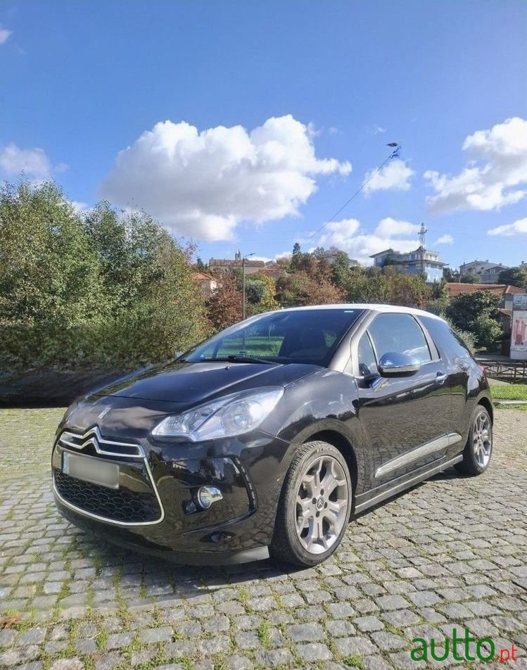 2012' Citroen DS3 1.2 Vti Chic photo #1