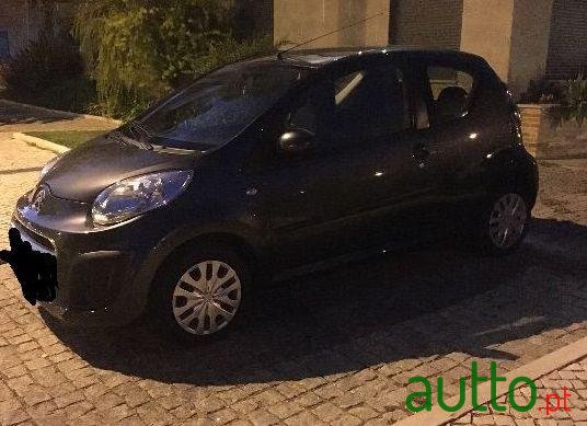 2014' Citroen C1 photo #2