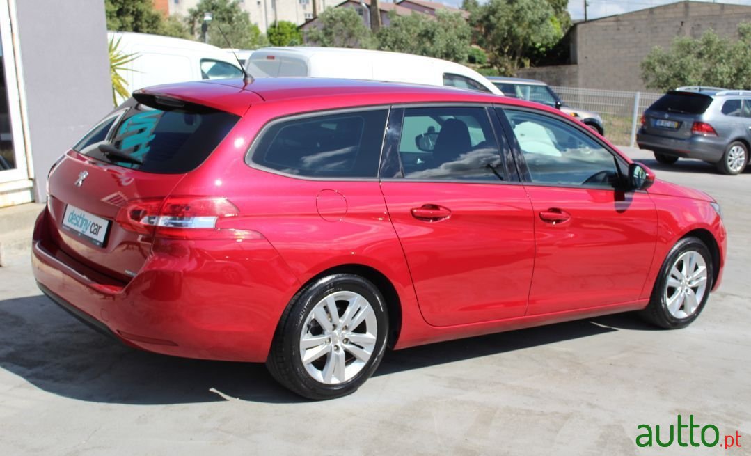 2016' Peugeot 308 Sw photo #5