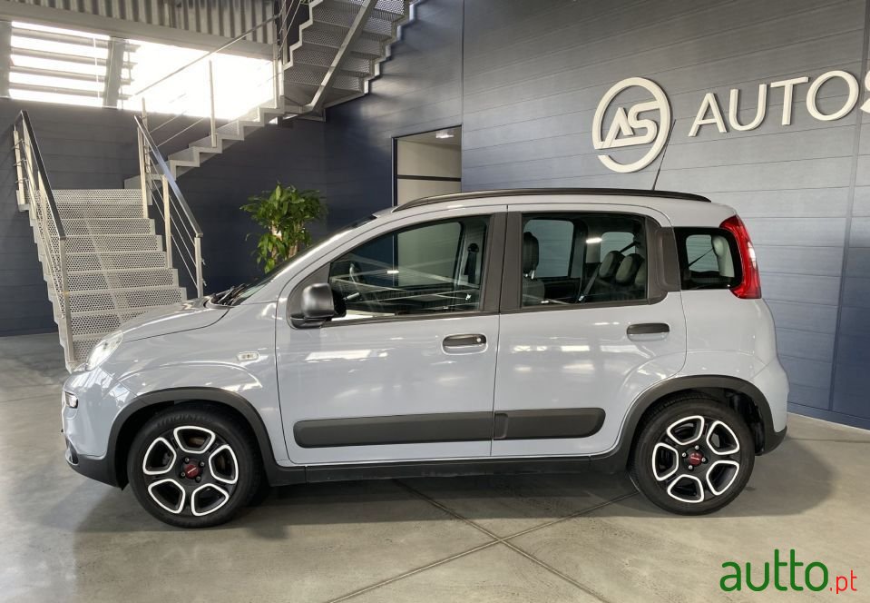 2021' Fiat Panda photo #2