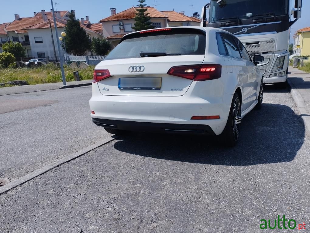 2015' Audi A3 Sportback photo #5