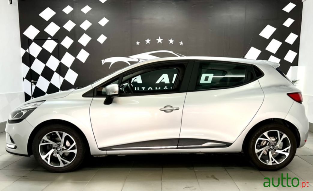 2018' Renault Clio photo #4
