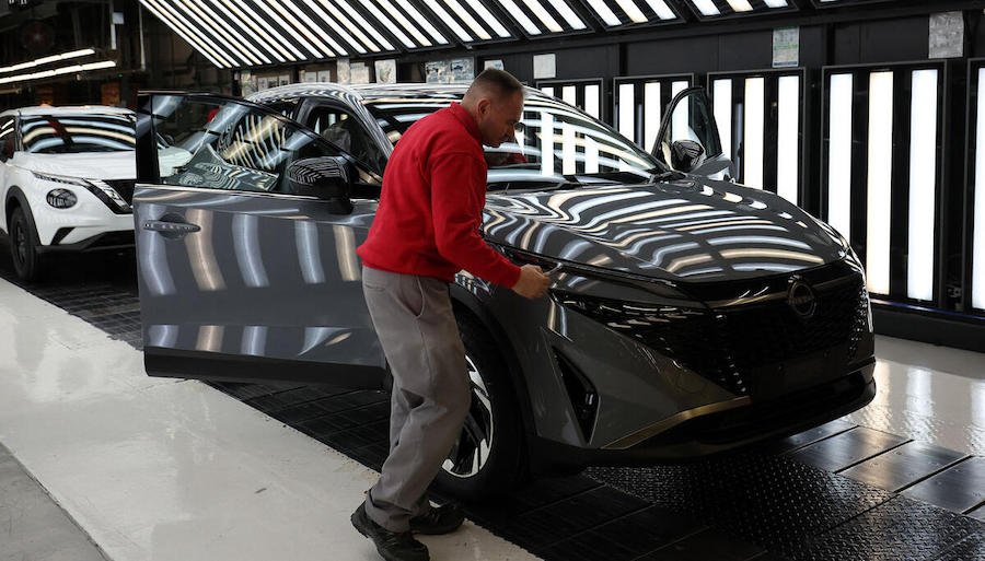 Nissan to shut production line at Sunderland in cost-saving move