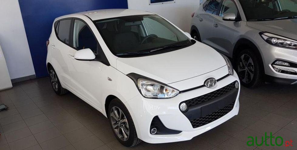 1970' Hyundai i10 photo #1