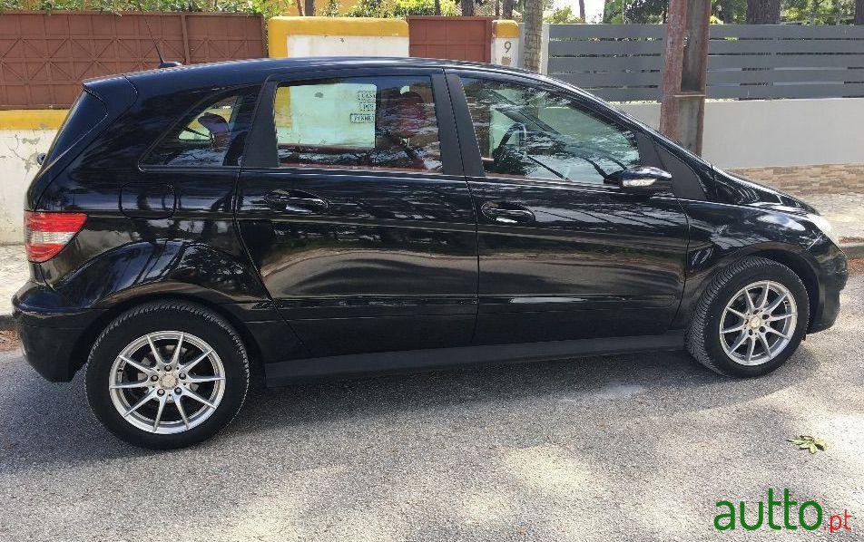 2006' Mercedes-Benz B-150 photo #3