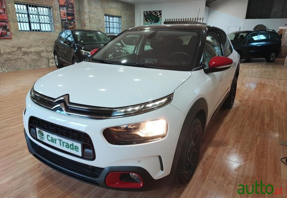 2019' Citroen C4 Cactus photo #3