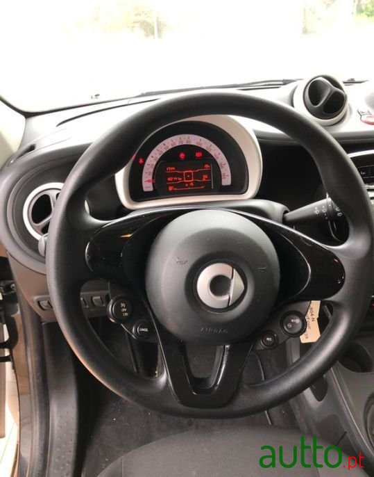 2018' Smart Forfour photo #6