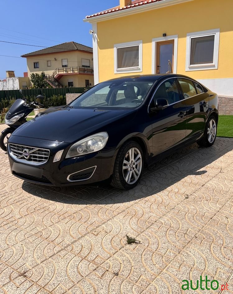 2012' Volvo S60 photo #4