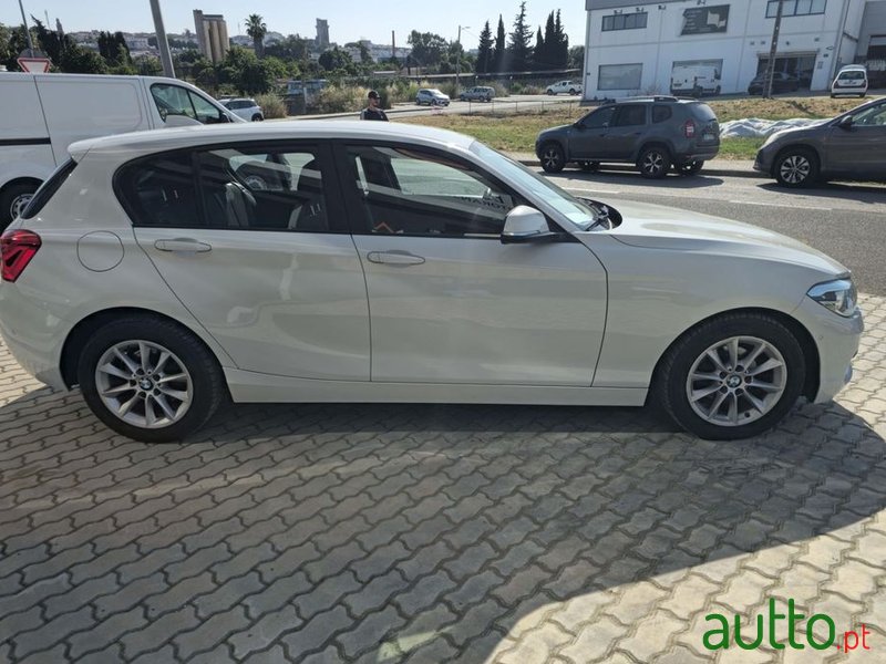 2019' BMW Série 1 D photo #4