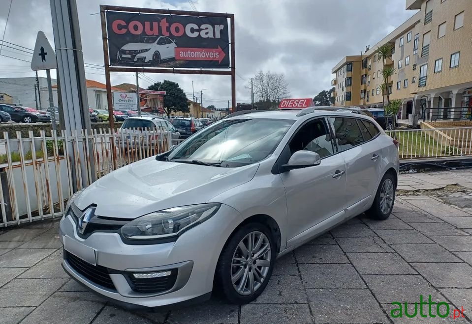 2016' Renault Megane Sport Tourer photo #3