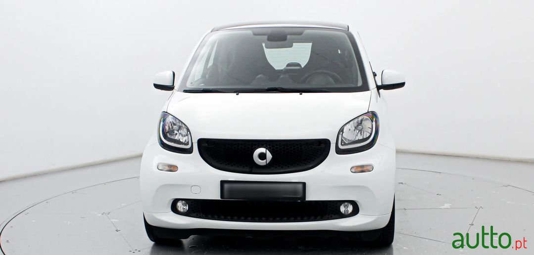 2019' Smart Fortwo photo #5