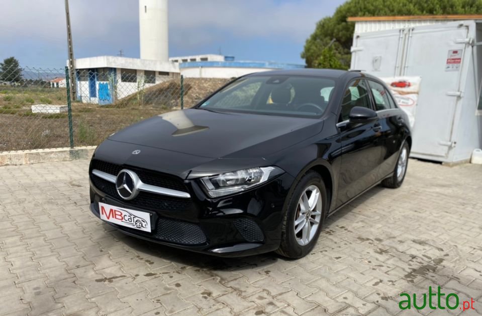 2019' Mercedes-Benz A-180 photo #1