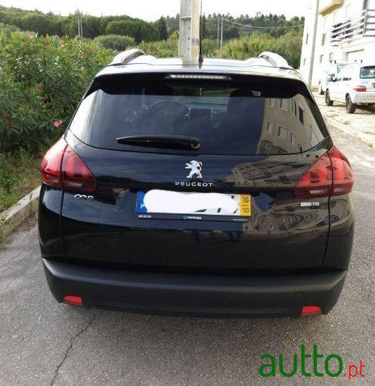 2016' Peugeot 2008 Style photo #3