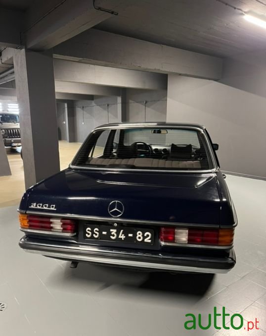1977' Mercedes-Benz 300 photo #4