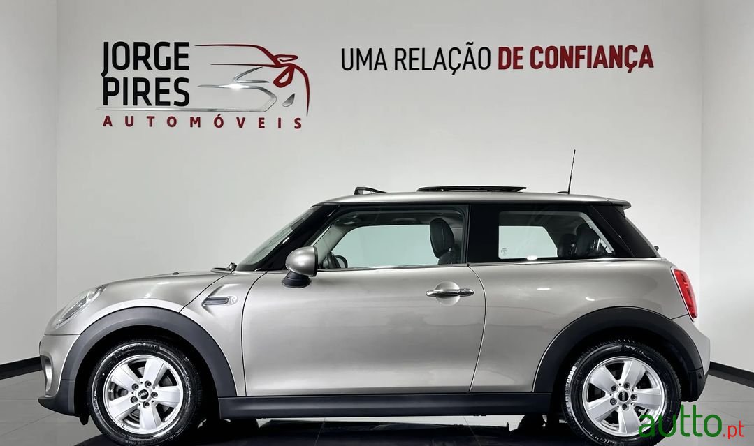 2018' MINI One photo #4