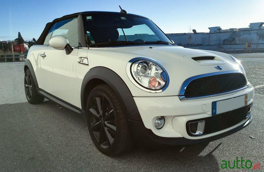 2012' MINI Cabrio Mini Cooper S photo #1