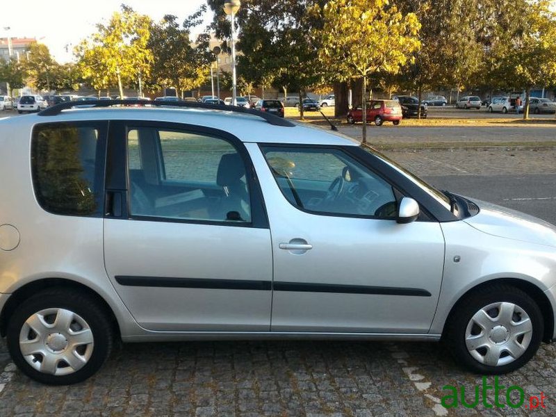 2008' Skoda Roomster 1.2 Htp Style photo #4